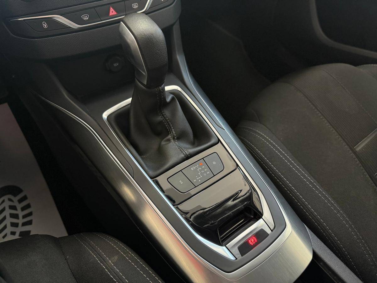 peugeot-308-sw-2014-gasolina-1199cc