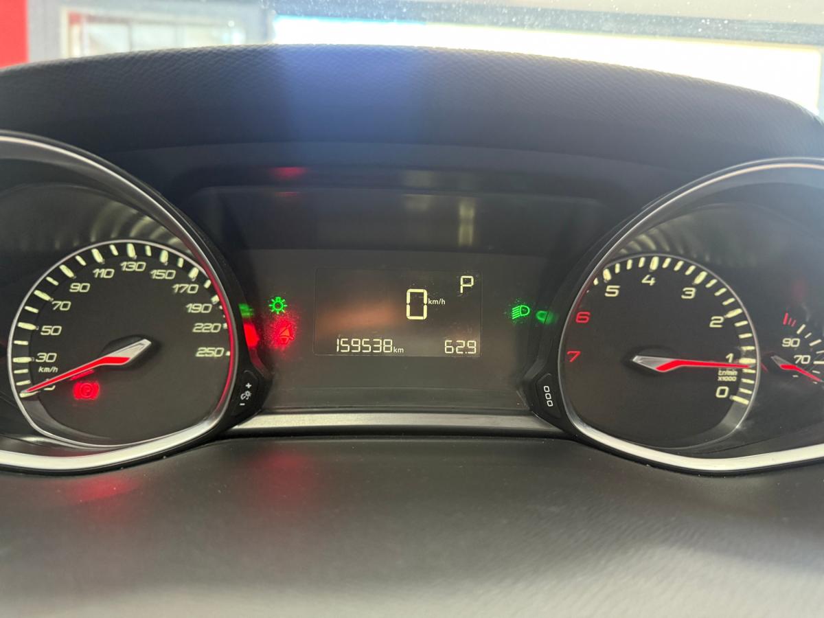 peugeot-308-sw-2014-gasolina-1199cc