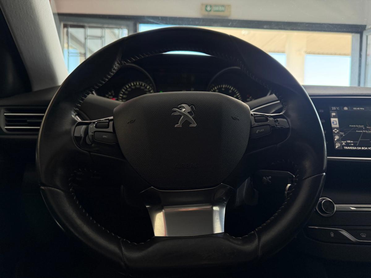 peugeot-308-sw-2014-gasolina-1199cc