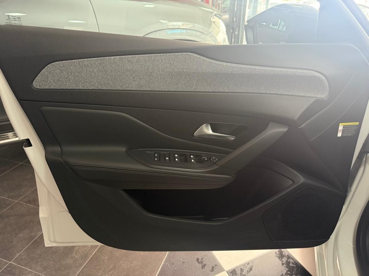 peugeot-308-2022-diesel-1499cc