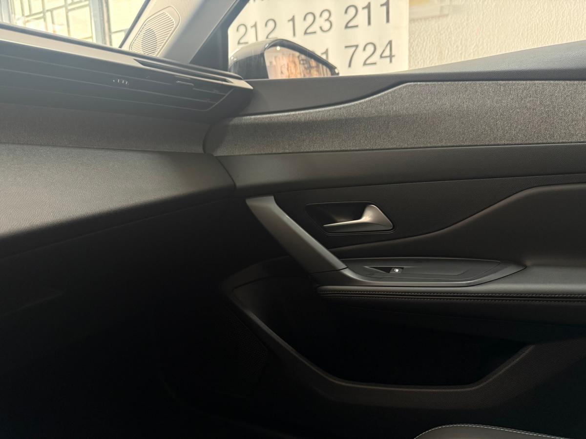 peugeot-308-2022-diesel-1499cc