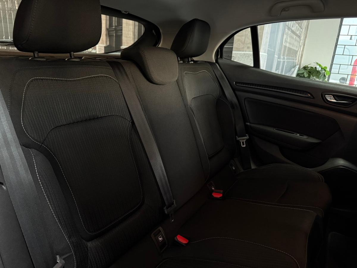 renault-megane-2016-gasolina-1197cc