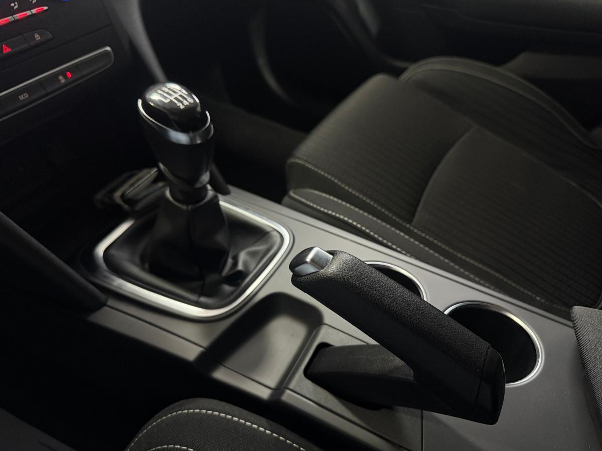 renault-megane-2017-gasolina-1197cc