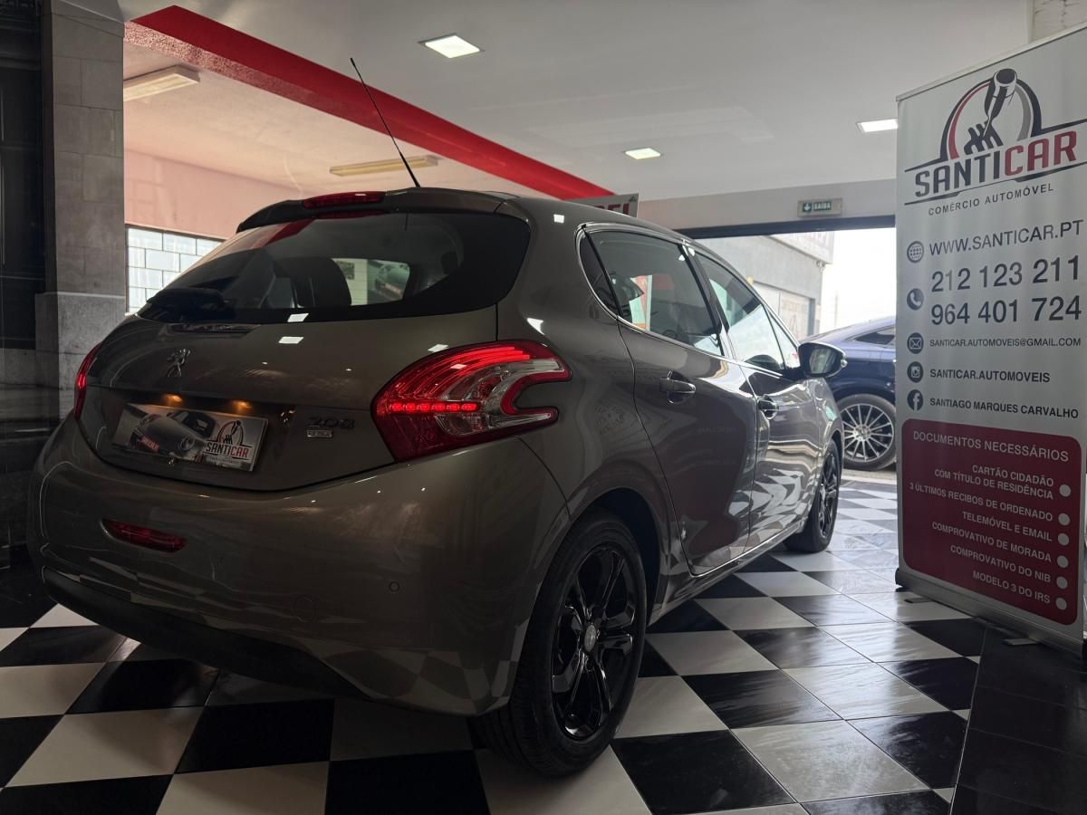 peugeot-208-2012-diesel-1560cc