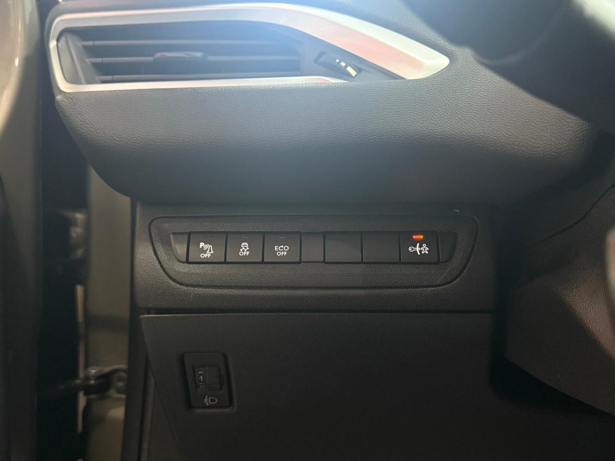 peugeot-208-2012-diesel-1560cc