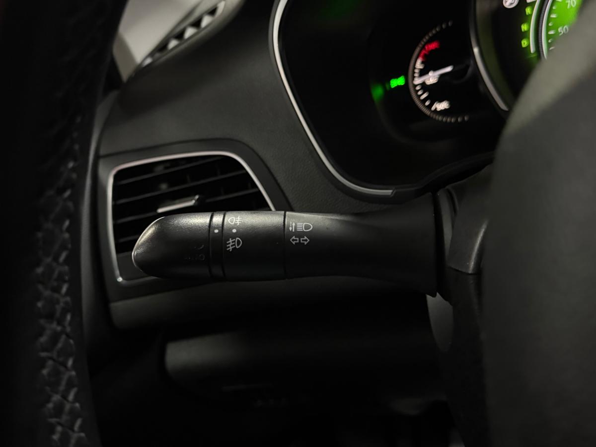 renault-megane-2016-gasolina-1197cc