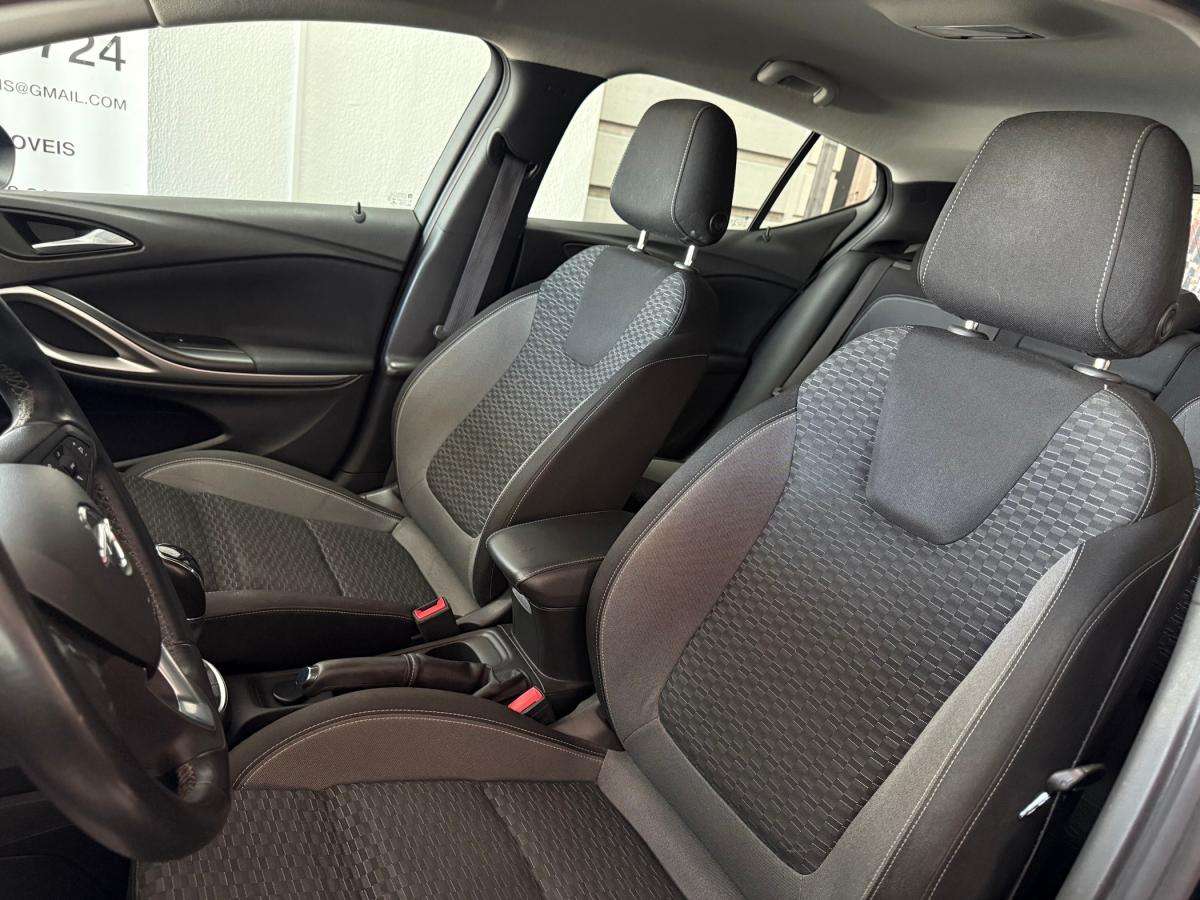 opel-astra-2020-gasolina-1199cc
