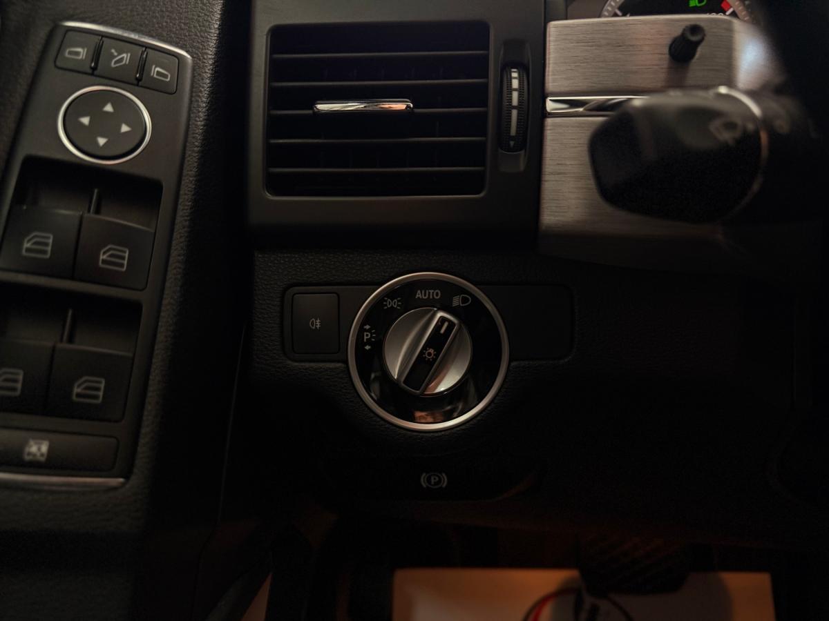 mercedes-benz-glk-2011-diesel-2143cc