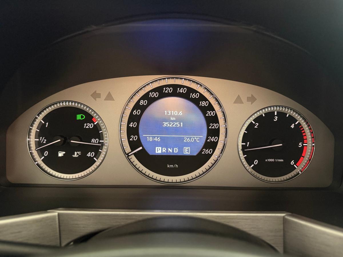 mercedes-benz-glk-2011-diesel-2143cc