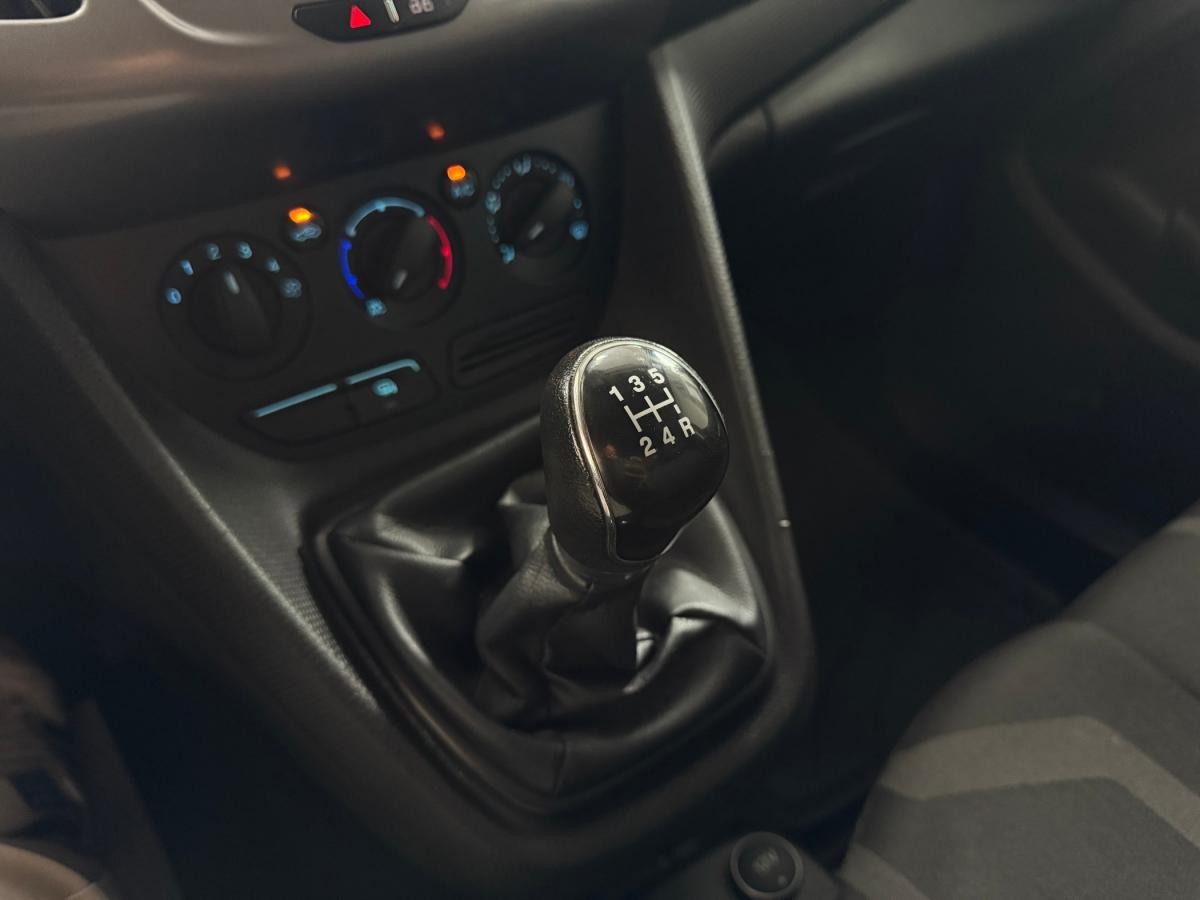 ford-transit-connect-2017-diesel-1499cc