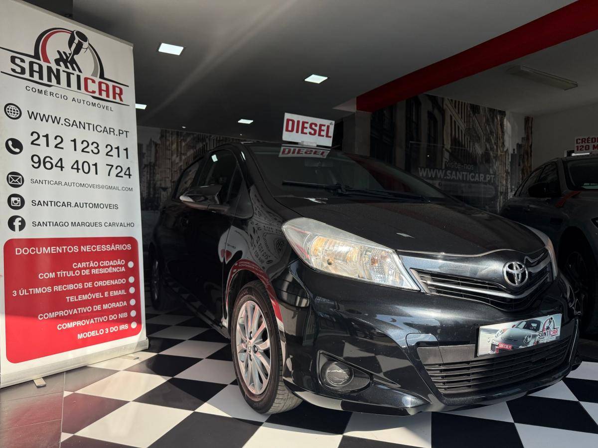 toyota-auris-touring-sports-2014-diesel-1364cc