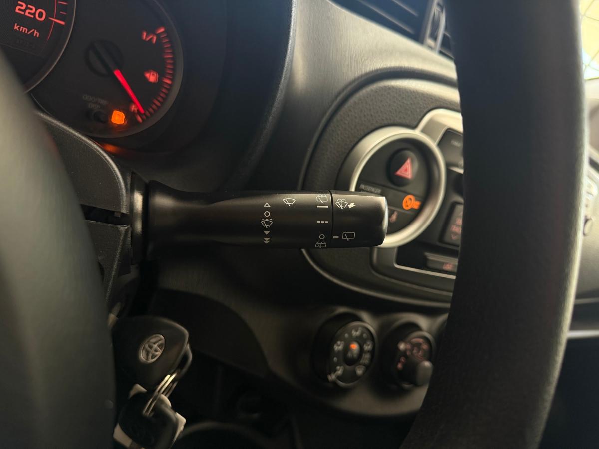 toyota-auris-touring-sports-2014-diesel-1364cc