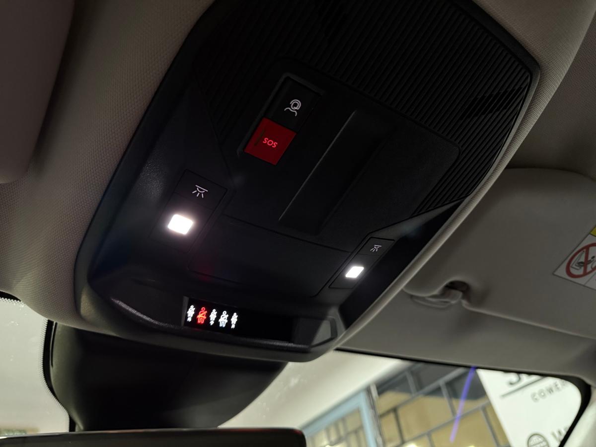 peugeot-308-2022-gasolina-1199cc