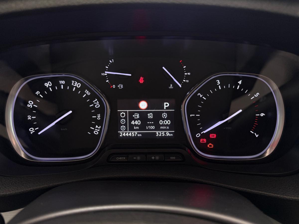 peugeot-traveller-2019-diesel-1997cc
