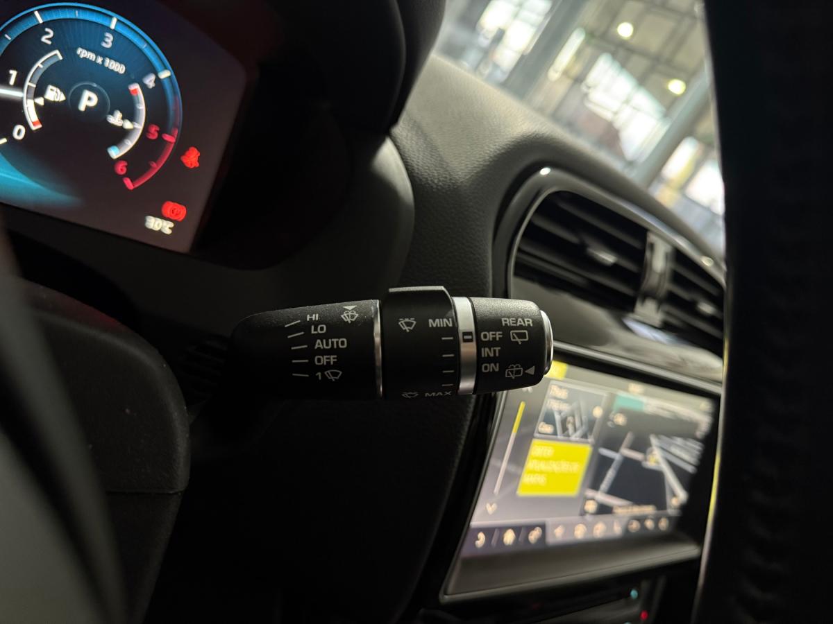jaguar-f-pace-2017-diesel-1999cc