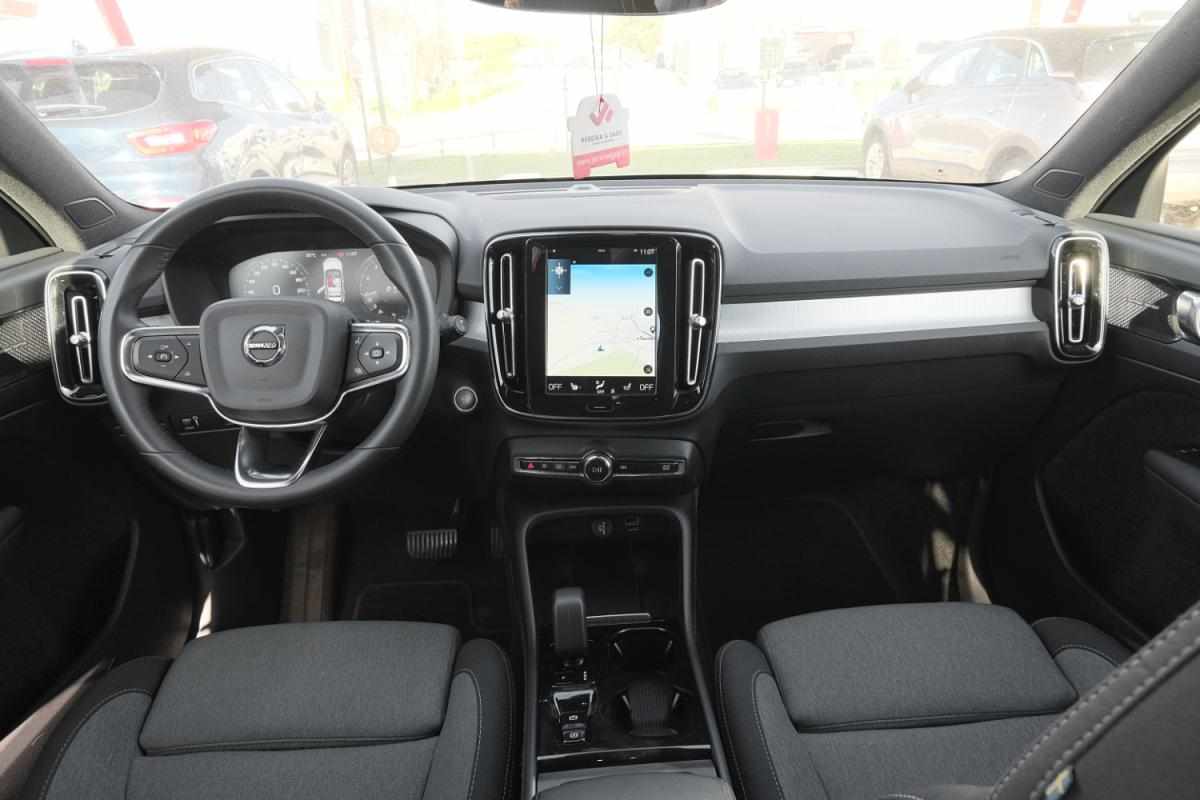 volvo-xc40-1-5-t2-2023-gasolina-1477cc