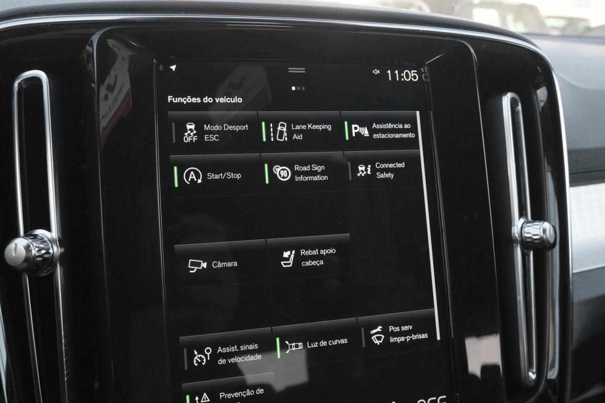 volvo-xc40-1-5-t2-2023-gasolina-1477cc