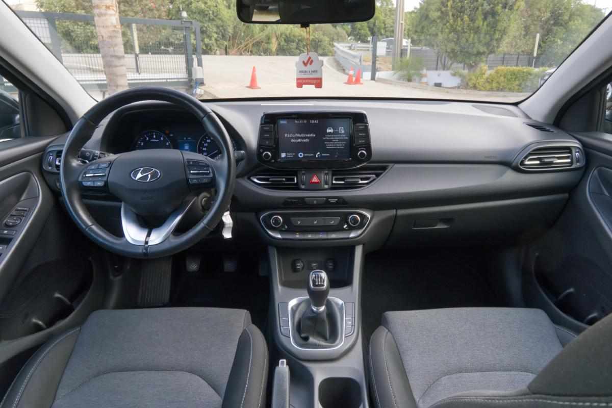 hyundai-i30-2022-gasolina-998cc