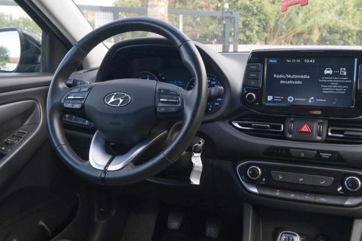 hyundai-i30-2022-gasolina-998cc