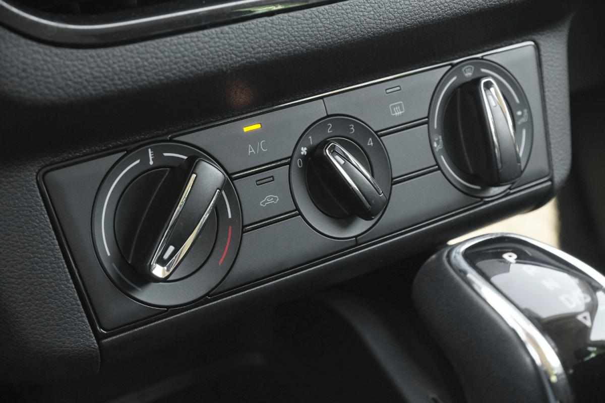 skoda-kamiq-1-0-tsi-2023-gasolina-999cc
