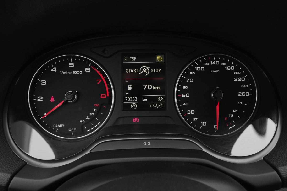 audi-q2-30-tfsi-2023-gasolina-999cc