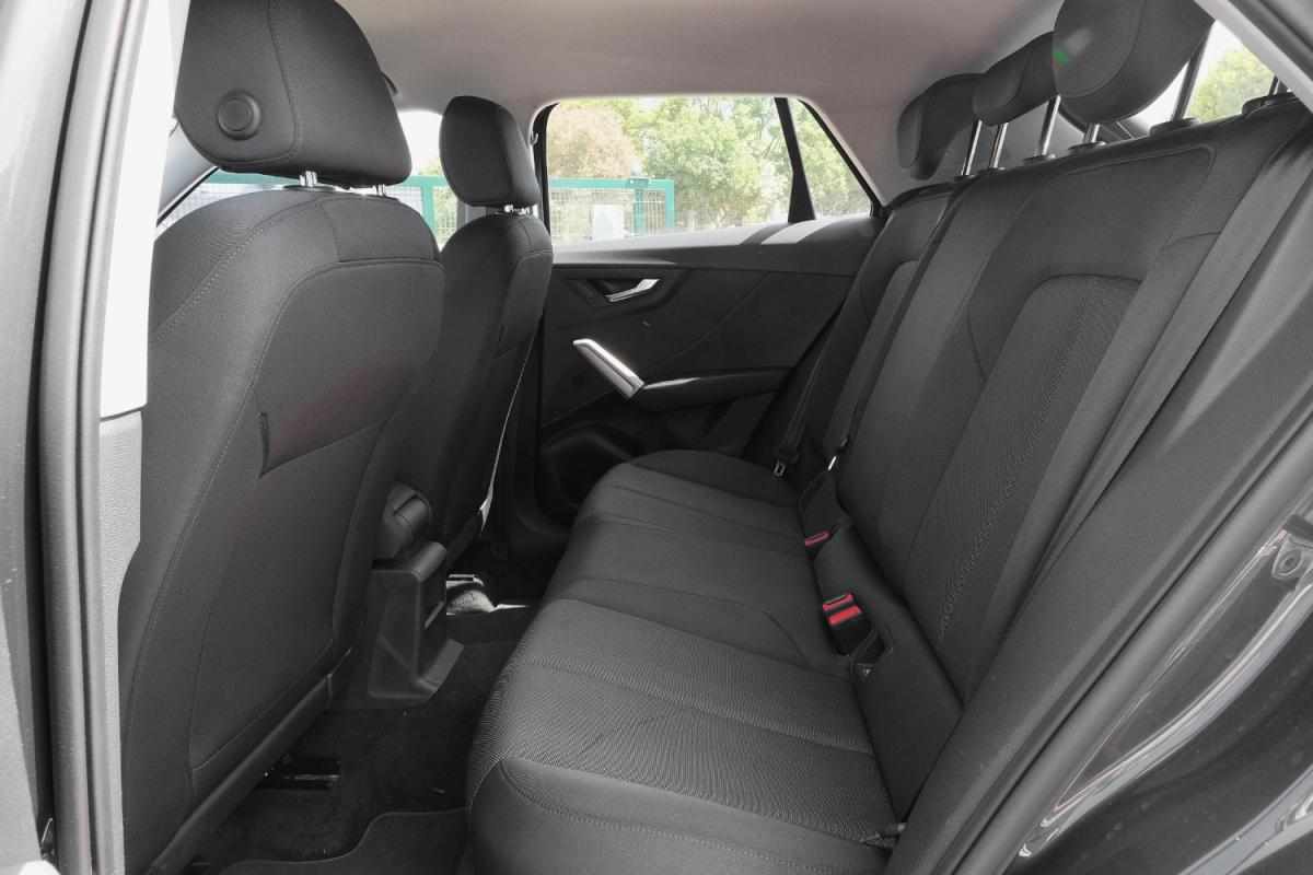 audi-q2-30-tfsi-2023-gasolina-999cc