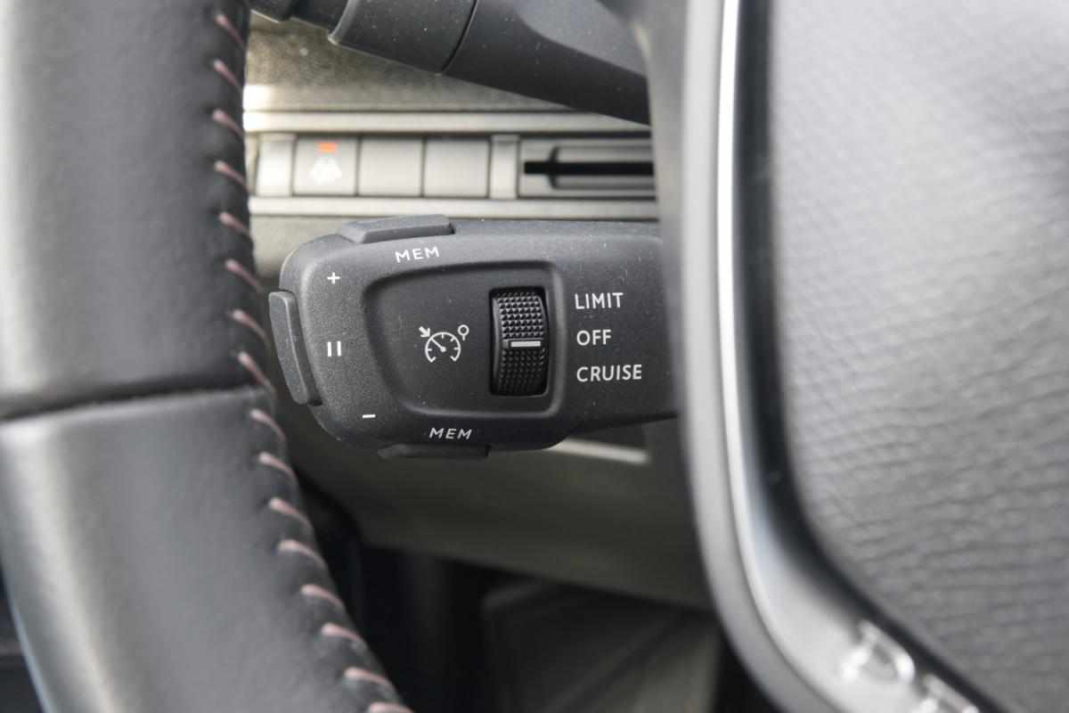 peugeot-3008-1-5-bluehdi-2023-diesel-1499cc