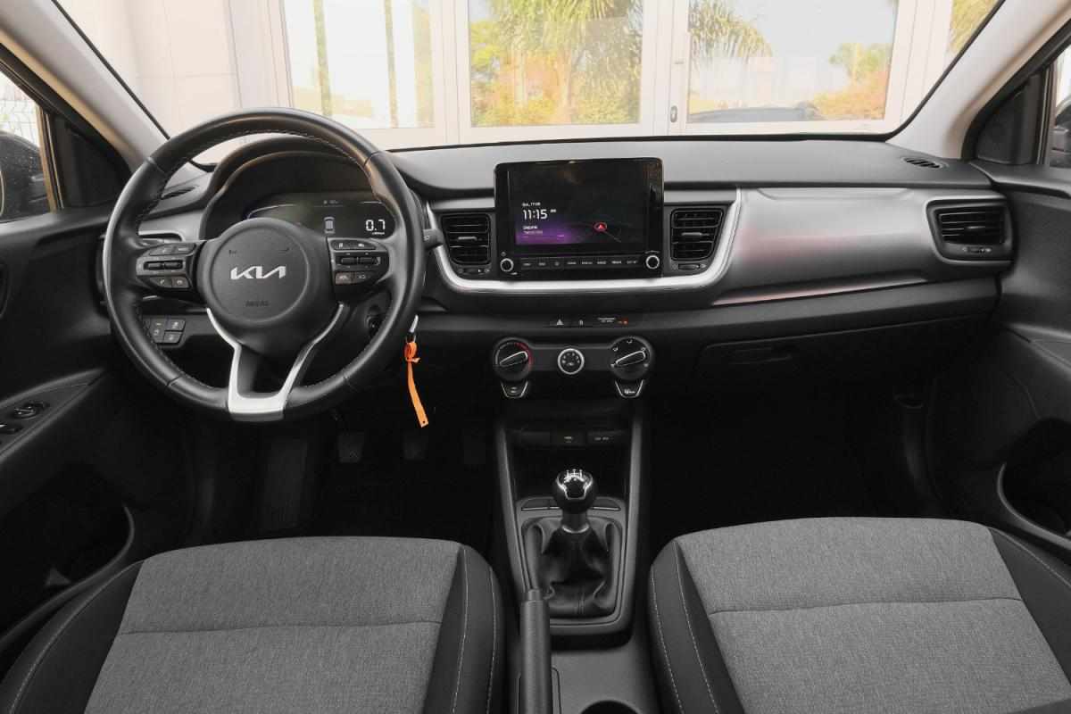 kia-stonic-1-2-mpi-2024-gasolina-1197cc