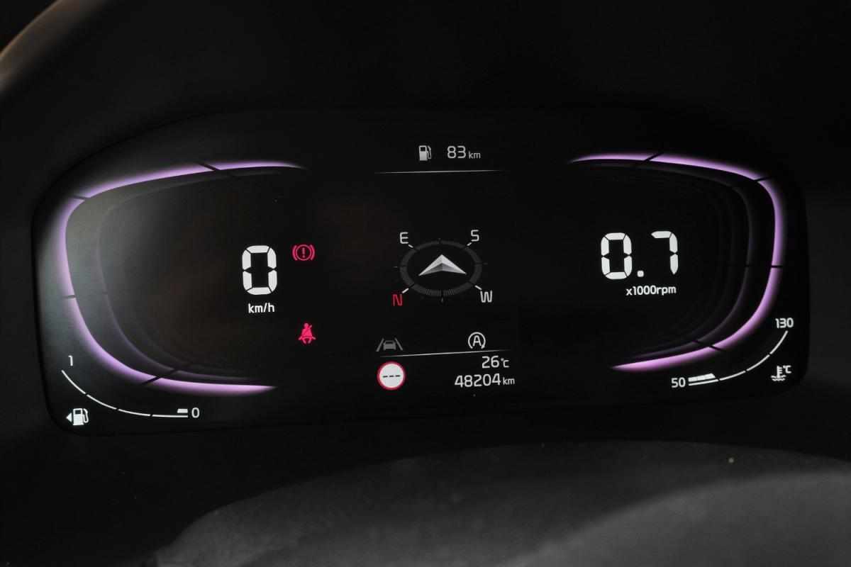 kia-stonic-1-2-mpi-2024-gasolina-1197cc