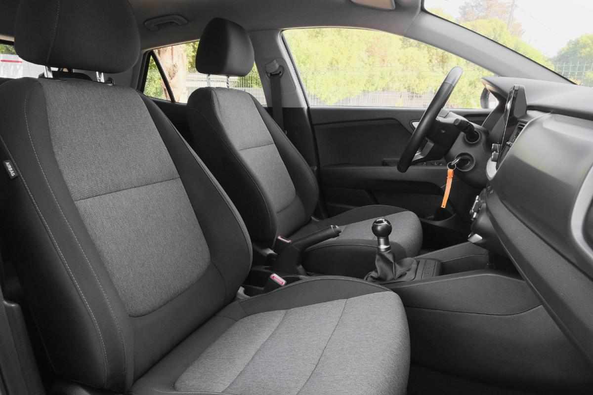 kia-stonic-1-2-mpi-2024-gasolina-1197cc