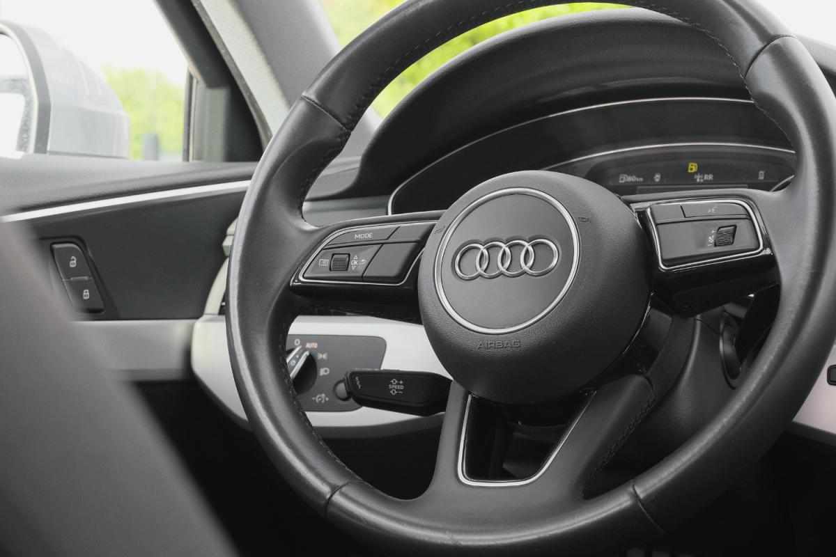 audi-a4-35-tdi-2022-diesel-1968cc