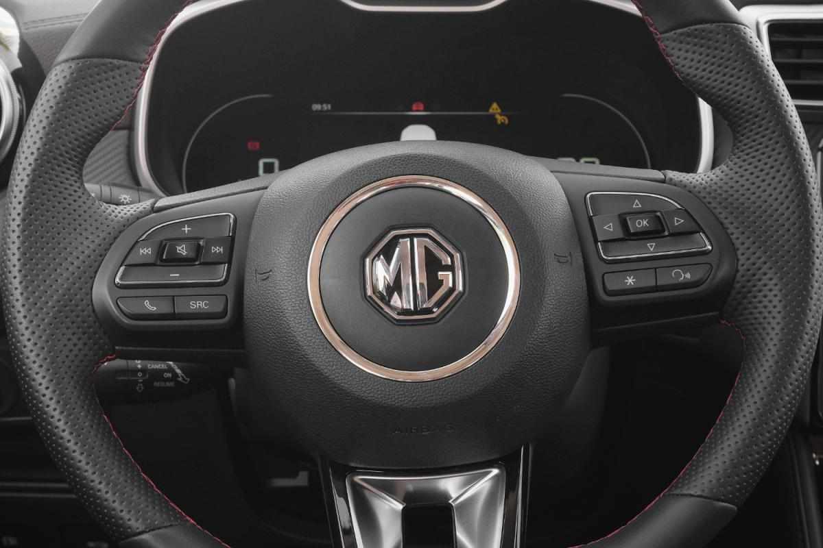 mg-zs-1-0-t-gdi-2025-gasolina-999cc