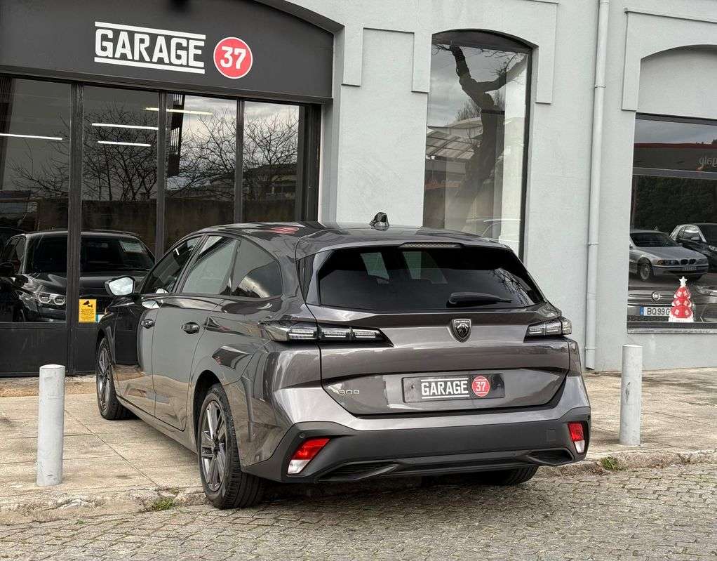 peugeot-308-sw-2022-diesel-1499cc