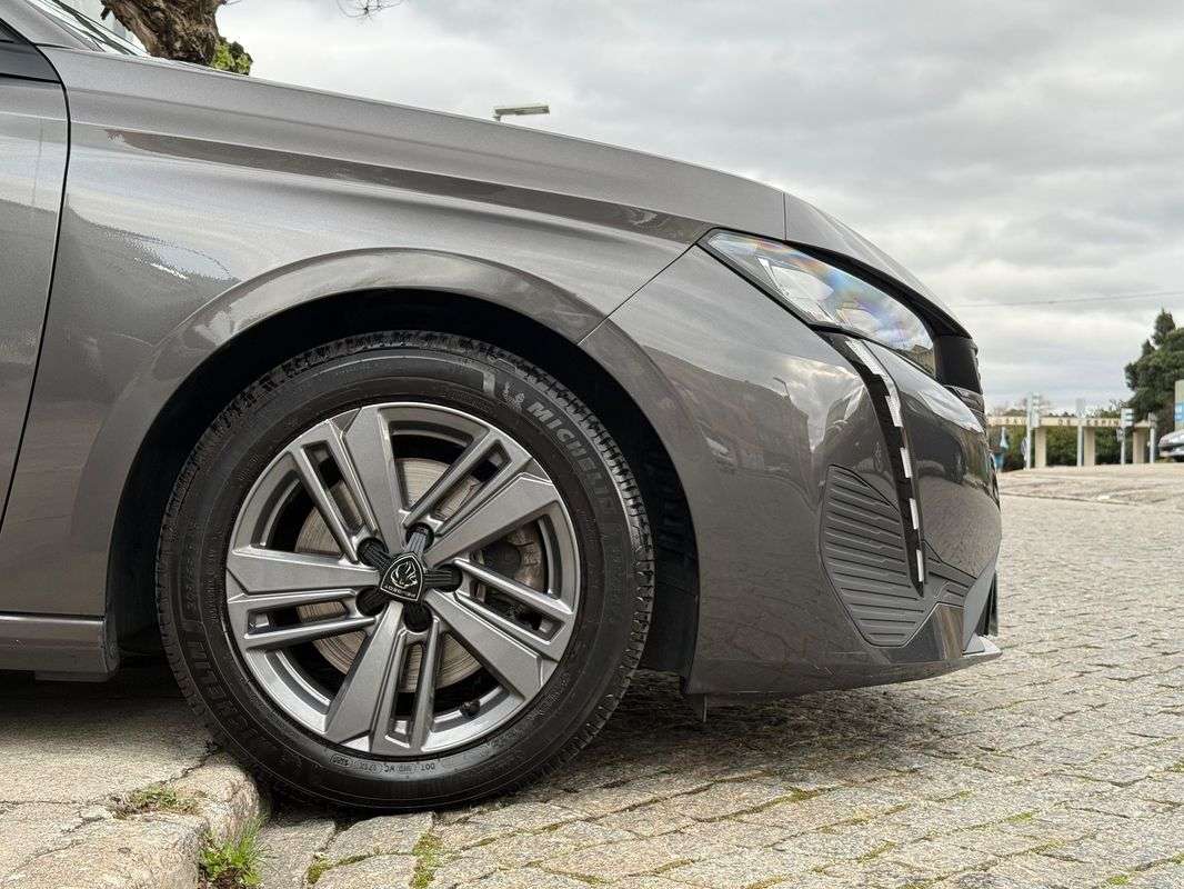 peugeot-308-sw-2022-diesel-1499cc