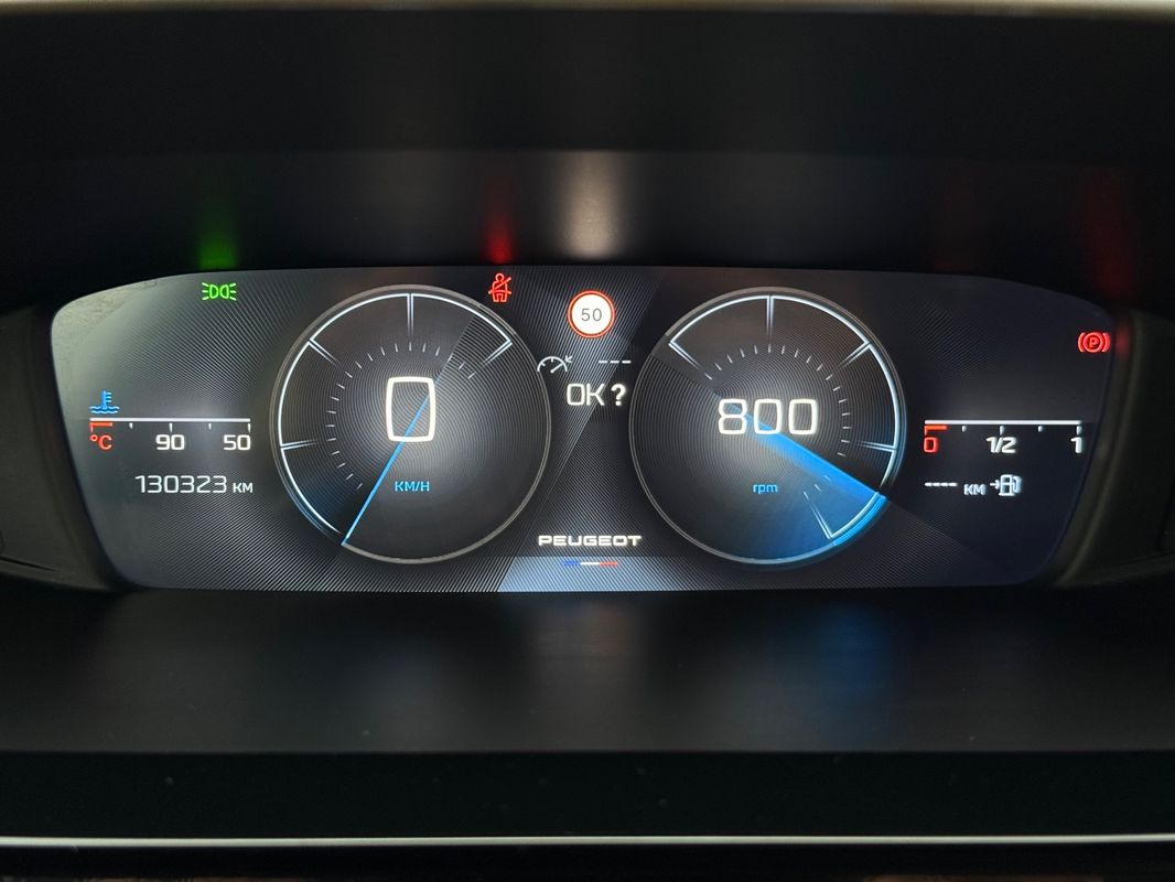 peugeot-308-sw-2022-diesel-1499cc