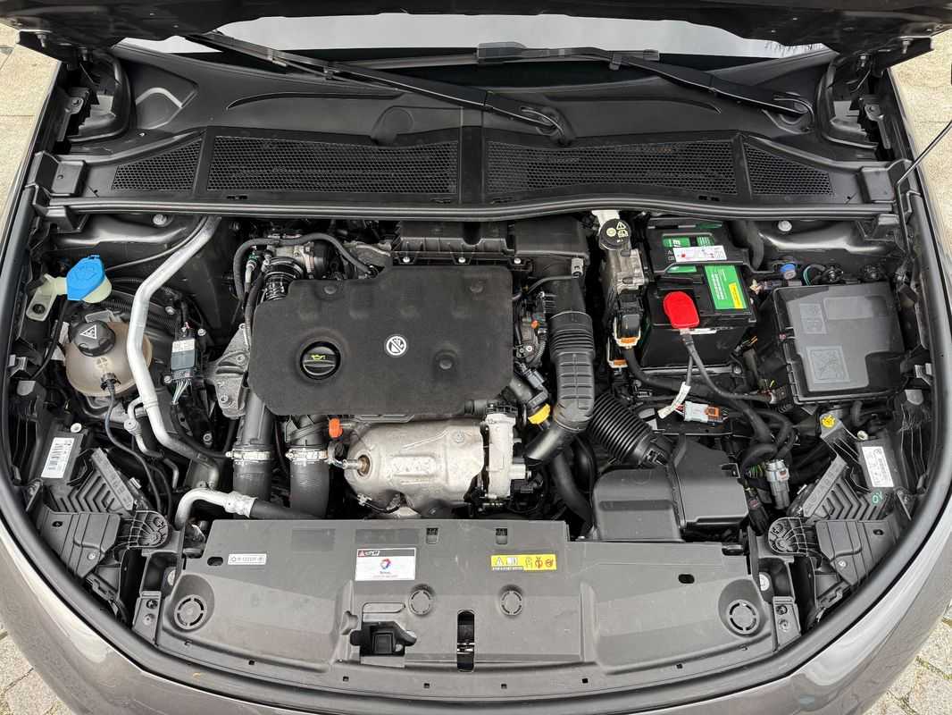 peugeot-308-sw-2022-diesel-1499cc