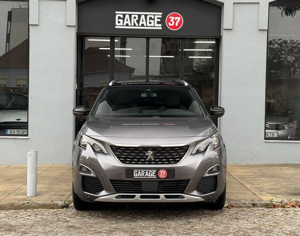 peugeot-5008-2018-diesel-1499cc