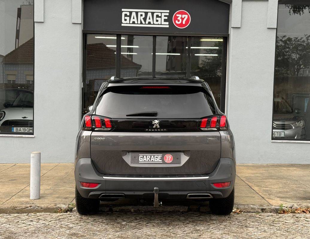 peugeot-5008-2018-diesel-1499cc