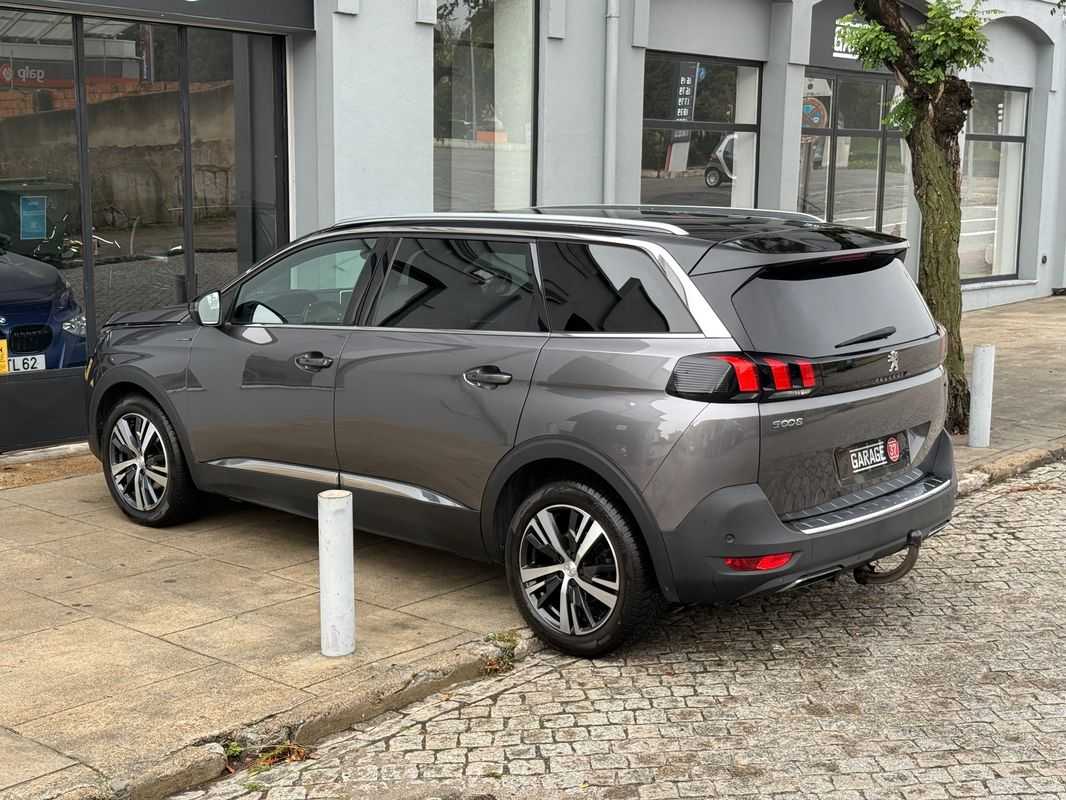 peugeot-5008-2018-diesel-1499cc