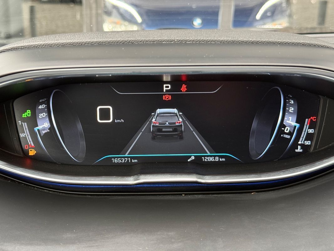 peugeot-5008-2018-diesel-1499cc