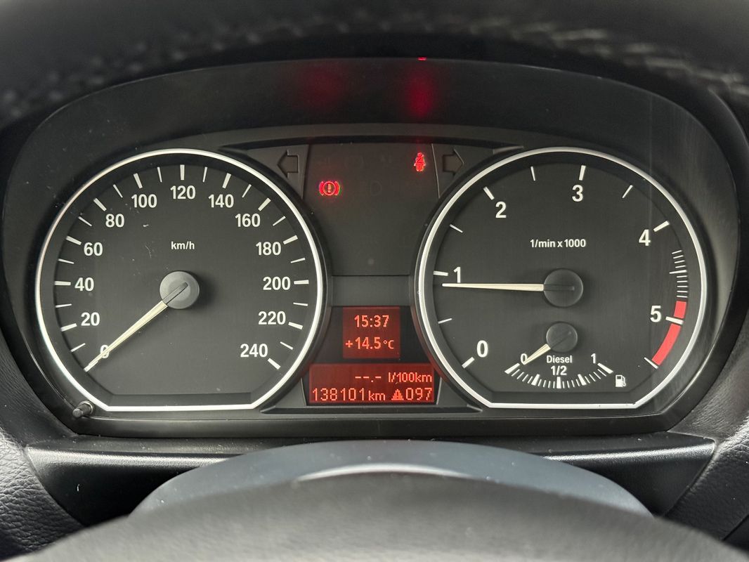 bmw-serie-1-2008-diesel-1995cc