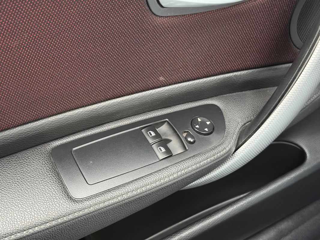 bmw-serie-1-2008-diesel-1995cc