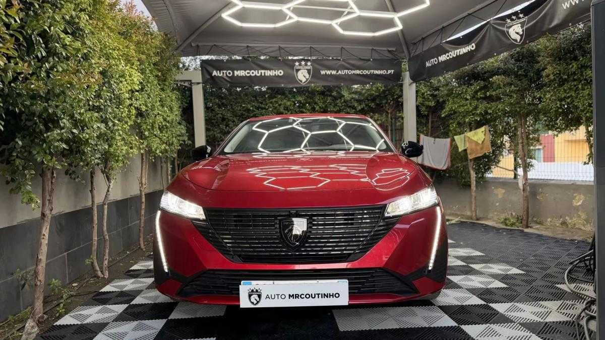 peugeot-e-308-2024-eletrico-200cc