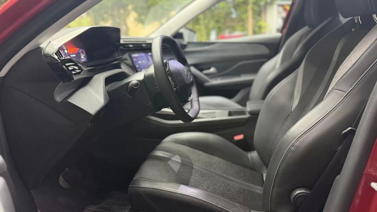 peugeot-e-308-2024-eletrico-200cc