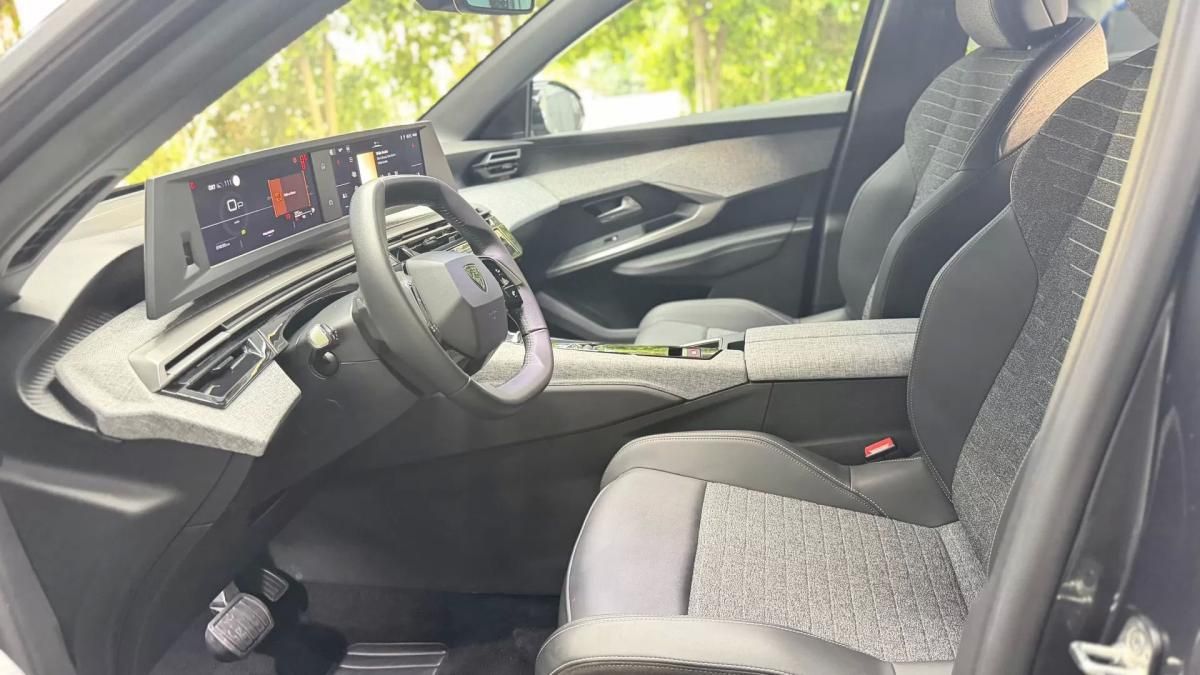 peugeot-5008-2025-gasolina-1199cc