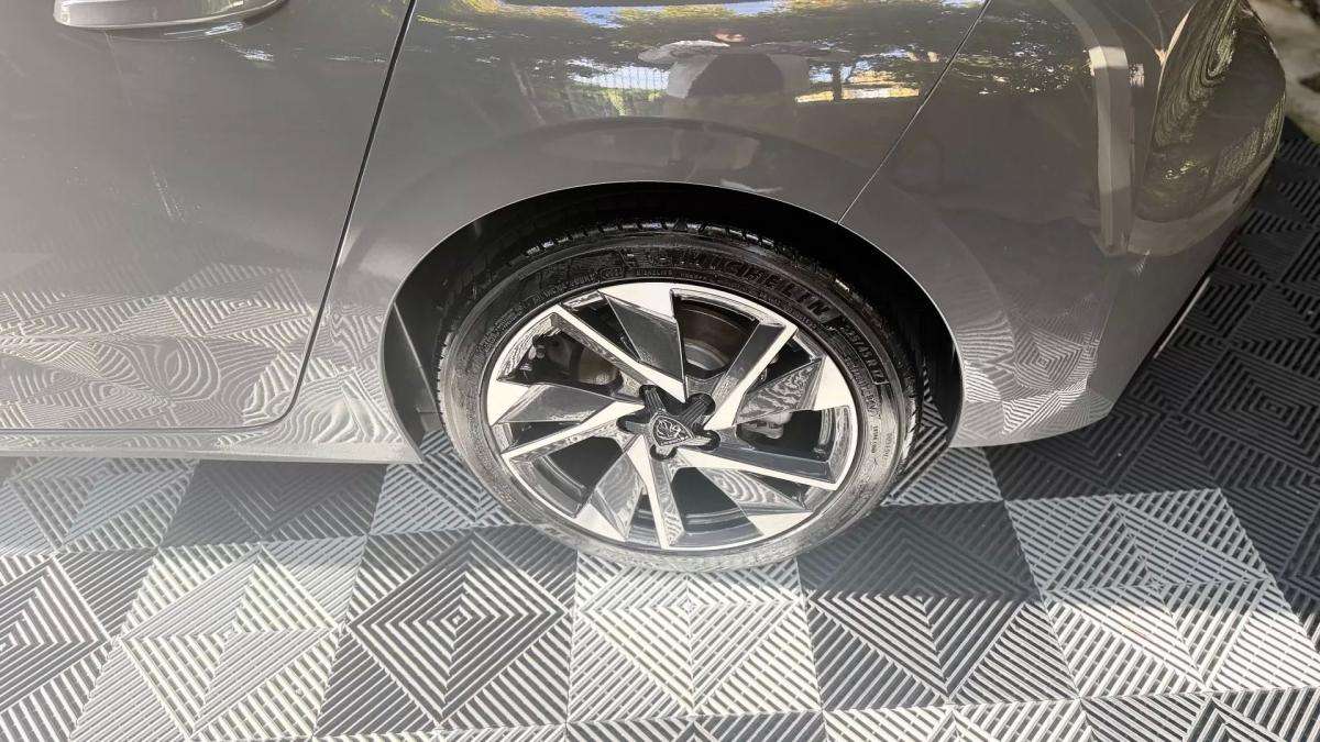 peugeot-308-2025-gasolina-1199cc