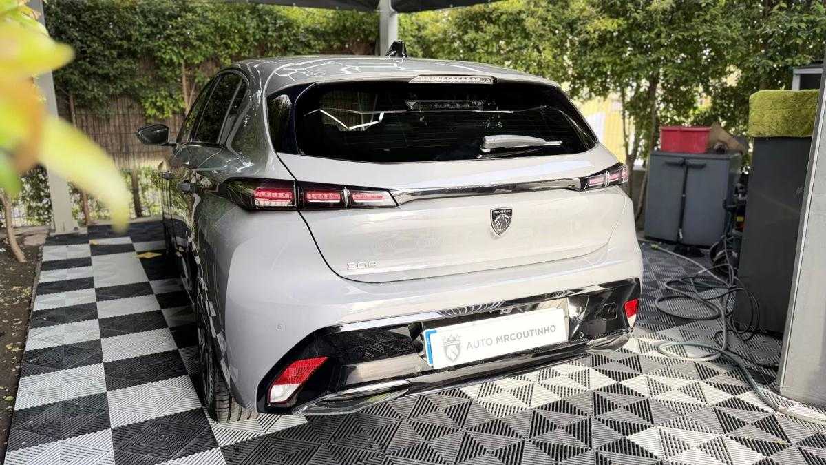peugeot-308-2025-gasolina-1199cc