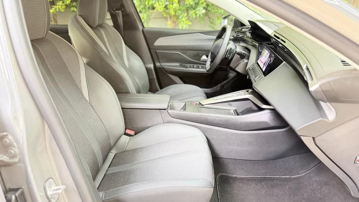 peugeot-308-2025-gasolina-1199cc
