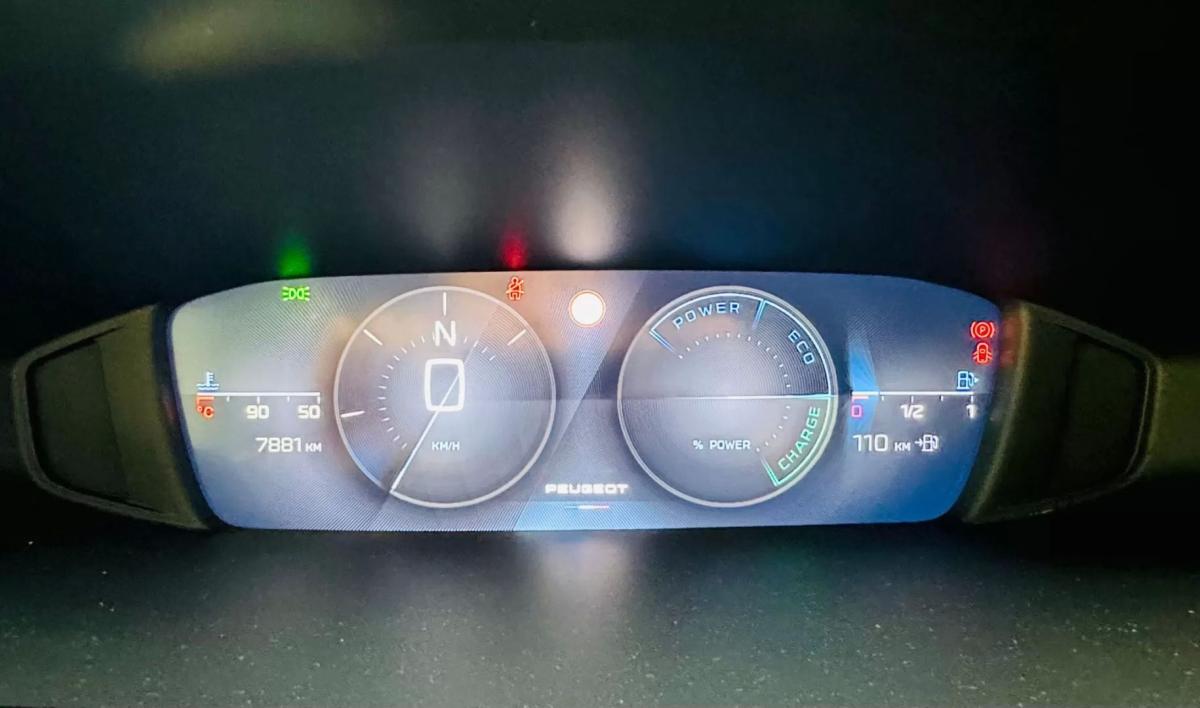 peugeot-308-2025-gasolina-1199cc