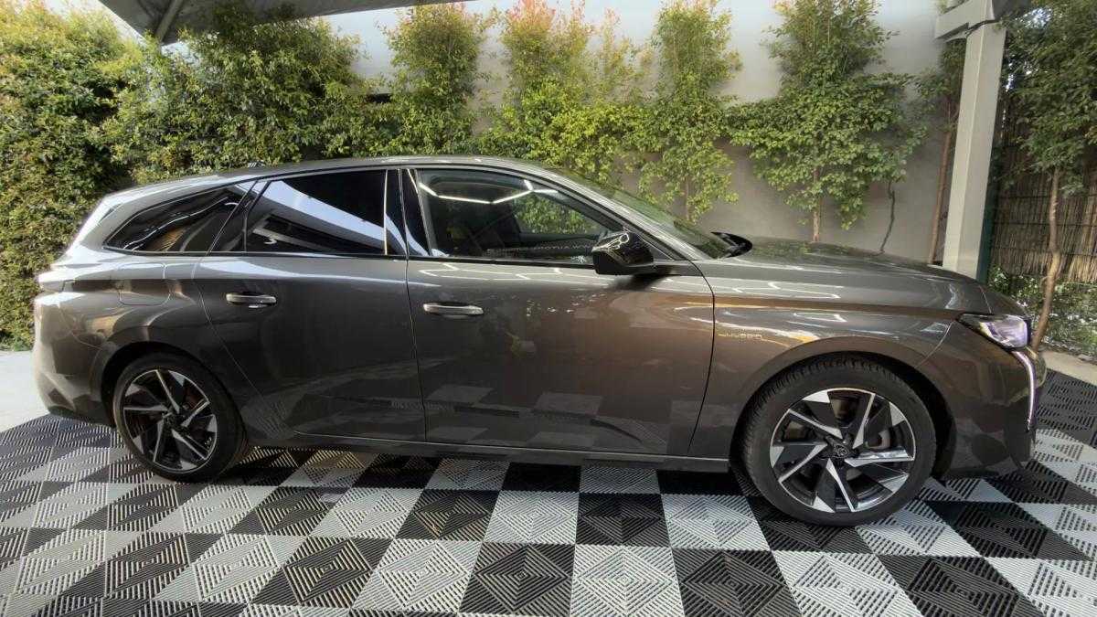 peugeot-308-sw-2022-hibrido-1598cc